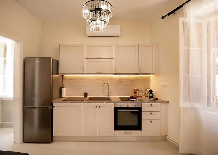 Apartament Portoni *